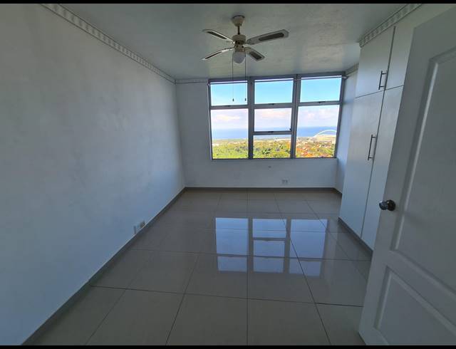 2 BEDROOM FLAT RENTED IN MORNINGSIDE